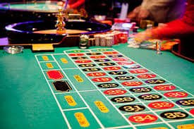 Mobile player browsing 101phjl sports and casino-style sections in the Philippines